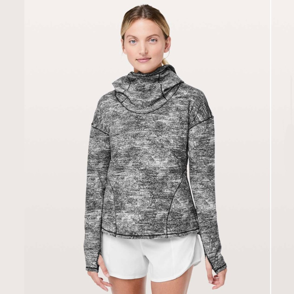 Lululemon - Forever Endeavour Long Sleeve